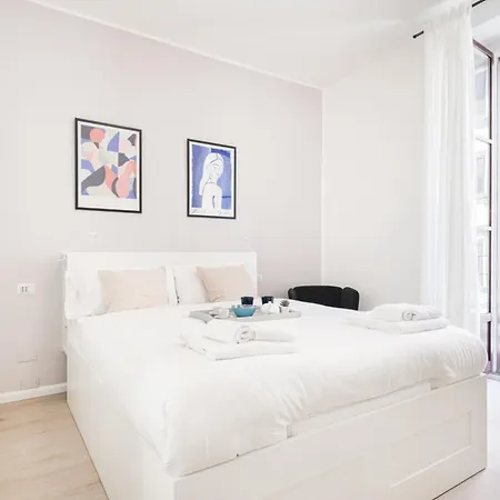 Easylife - Appartamento Con Balcone Pta Venezia Milan Exterior photo