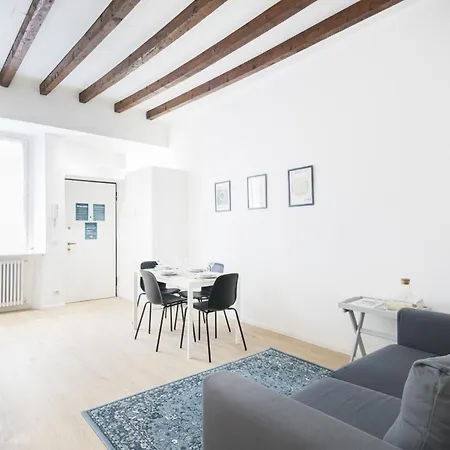 Easylife - Appartamento Con Balcone Pta Venezia Milan Exterior photo